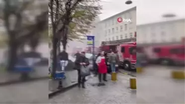 Fatih Tahtakale'de Handa Çıkan Yangın Söndürüldü