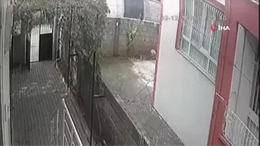 Adıyaman'da Yüzü Maskeli Hırsızın Bisiklet Çalma Anı