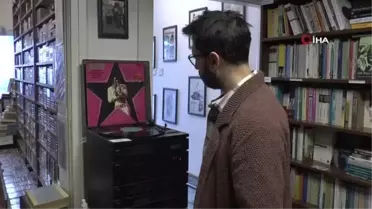 Eskişehir'de Sahaflık Yapan Esnaf, Müzik Severlere Geçmişe Yolculuk Yaptırıyor