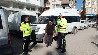 Sandıklı'da okul servis araçlarında kış lastiği denetimi yapıldı