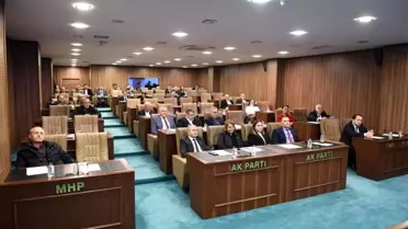 Altınordu Belediye Başkanı Aşkın Tören, şehri ileri hedeflere taşımak için çalışmalarını sürdüreceğini söyledi