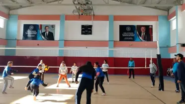 Tut ilçesinde Okul Sporları Yıldız Kız Voleybol Turnuvası düzenlendi