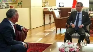 Denizli'nin Honaz Belediye Başkanı Yüksel Kepenek, CHP Genel Başkanı Özgür Özel ile görüştü