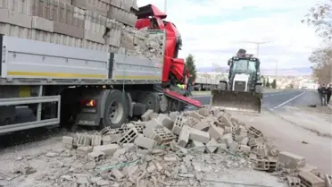 Nevşehir'de zincirleme trafik kazası: 2 yaralı