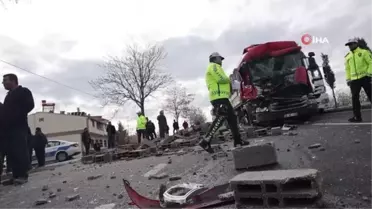 Nevşehir'de zincirleme trafik kazası: 2 yaralı