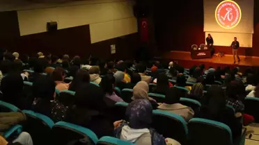 NEVÜ'de sokak hayvanları semineri düzenlendi