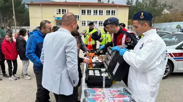 Amasya'da öğrenciler jandarma ile buluştu