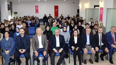 Mustafa Şentop, Hukukçular Derneği Gençlik Komisyonu'nun söyleşi programına katıldı