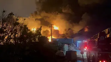 Kocaeli'deki kimyasal depo yangınına müdahale ediliyor