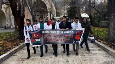 Diyarbakır ve Siirt'te hekimler Gazze için 'sessiz yürüyüş' düzenledi