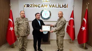 Teröristleri etkisiz hale getiren jandarma komutanlarına 'Başarı Belgesi' verildi