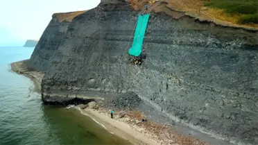 Devasa Deniz Canavarının Kafatası Jurassic Sahili'nde Bulundu