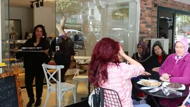 Kadın girişimci, meslek sahibi olarak kendi iş yerini açtı
