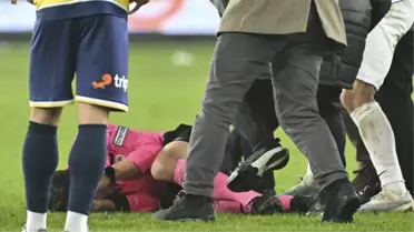Ankaragücü futbolcuları hakemin yumruklandığı maça 'Kurtlar Vadisi' müziğiyle çıkmış