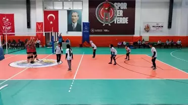 Köyceğiz İmam Hatip Ortaokulu voleybolda ilçe şampiyonu oldu