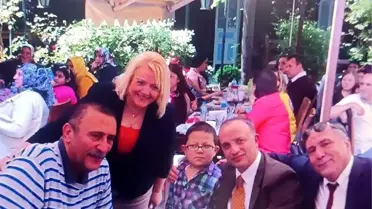 Kronik böbrek hastası İskender Yılmaz, tedavi sürecinde yasak olan İskender kebabını yedi
