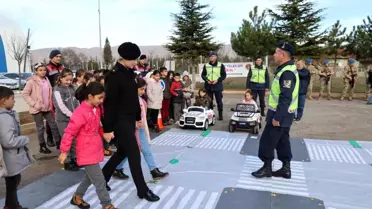 Bilecik İl Jandarma Komutanlığından öğrencilere trafik eğitimi