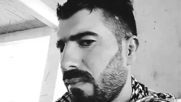 Diyarbakır'da otomobil çöp kamyonuna çarptı: 2 ölü, 2 ağır yaralı