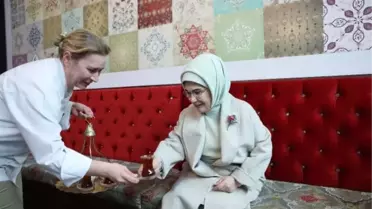 Emine Erdoğan Macaristan Parlamento Binası ile Türk-Macar Kültür Yılı'na özel sergiyi gezdi