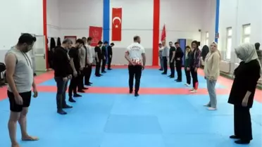 Gaziantep'te İcra Memurlarına Kungfu Eğitimi