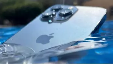 iPhone 12, üç ay boyunca suyun altında kaldıktan sonra çalışıyor