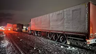 Van'da Kar Yağışı: Ulaşımda Aksamalar Yaşandı