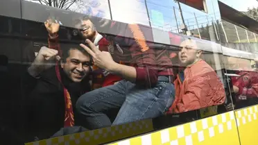 Galatasaray Taraftarı Kadıköy'e Gitti
