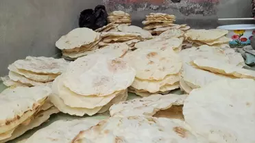 Samsun'da kadınlar kışlık yufkalarını yardımlaşarak hazırlıyor