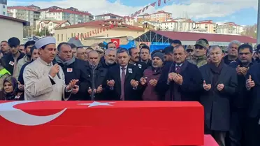 Kuzey Irak'ta operasyon sırasında şehit olan Piyade Uzman Onbaşı İsmail Yazıcı son yolculuğuna uğurlandı