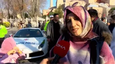 Suç örgütlerinden el konulan Ferrari Ayasofya Meydanı'nda ilgi odağı oldu