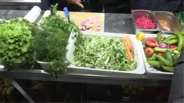 İstanbul'da Yılbaşı Öncesi Denetimler: Bir İşletme Kapatıldı, 3 İşletmeye Süre Verildi