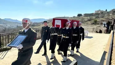 Kıbrıs gazisi İsmail Şelimen askeri törenle defnedildi