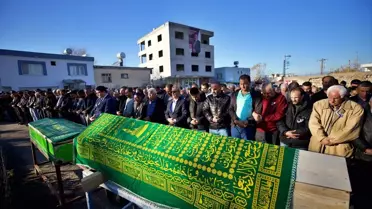 Kuzey Marmara Otoyolu'ndaki kaza sonucu hayatını kaybedenler Osmaniye'de toprağa verildi