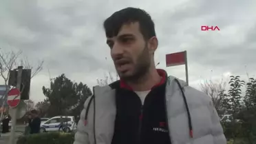 Arnavutköy'de Otomobil Minibüse ve MOBESE Direğine Çarptı: 1 Yaralı