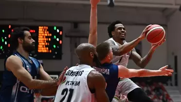 Aliağa Petkimspor, Onvo Büyükçekmece Basketbol'u 99-95 yendi