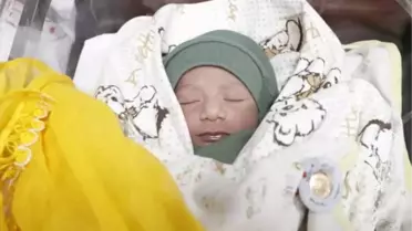 Diyarbakır'da Yeni Yılın İlk Bebekleri Lina ve Umut Oldu