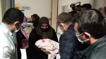 Kars'ta Yeni Yılın İlk Bebekleri Altınla Karşılandı