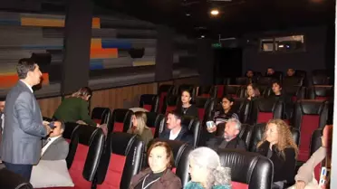 Muğla'da öğretmenler Şehit Öğretmen Aybüke Yalçın'ın hayatını konu alan filmi izledi