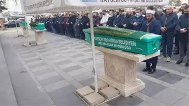 Kuzenlerini ve dayısını öldüren katil 731 gündür aranıyor