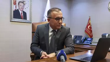 Gaziantep Valisi Kemal Çeber, AA'nın 2023 Yılının En İyi Fotoğraflarını Oyladı