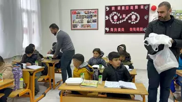 Mardin'de Hayırsever Vatandaş 2 Bin Pizza Dağıttı