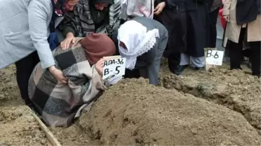 Sultangazi'de Silahlı Çatışmada Hayatını Kaybeden 15 Yaşındaki Büşra Polat'ın Babası Gözyaşı Döktü