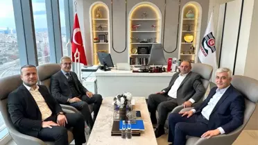 HAK-İŞ Konfederasyonu Genel Başkan Yardımcısı ve Özçelik-İş Sendikası Genel Başkanı Yunus Değirmenci, KARDEMİR Yönetim Kurulu Başkanı İsmail Demir'i ziyaret etti
