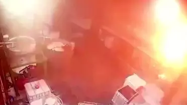 Sakarya'da fabrikada yağ kazanı patladı, işçi ölümden döndü