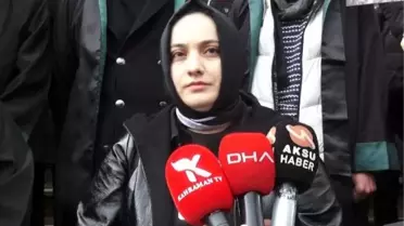 Depremzedeler, adalet talebiyle adliye önünde toplandı