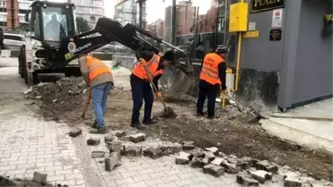 Atakum Belediyesi, yol bakım ve onarım çalışmalarına ara vermeden devam ediyor