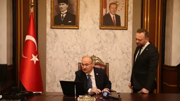 Sakarya Valisi Yaşar Karadeniz, Yılın Kareleri oylamasına katıldı