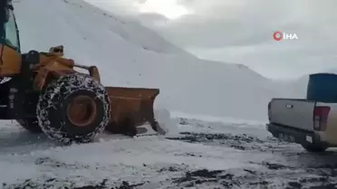 Siirt'te kar nedeniyle kapanan köy yolları ulaşıma açıldı