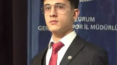 Türkiye'nin ilk olimpik sürat patencisi Furkan Akar, 2023 Avrupa Kısa Kulvar Sürat Pateni Şampiyonası'nda 3. oldu