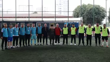 MHP Adana İl Başkanlığı, kentin düşman işgalinden kurtuluşunun 102. yıl dönümünde dostluk maçı düzenledi